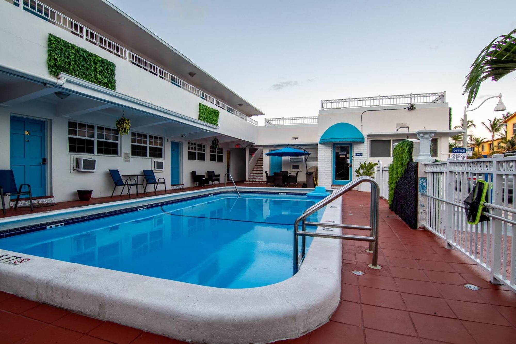 Pousada Suites Hollywood Luaran gambar