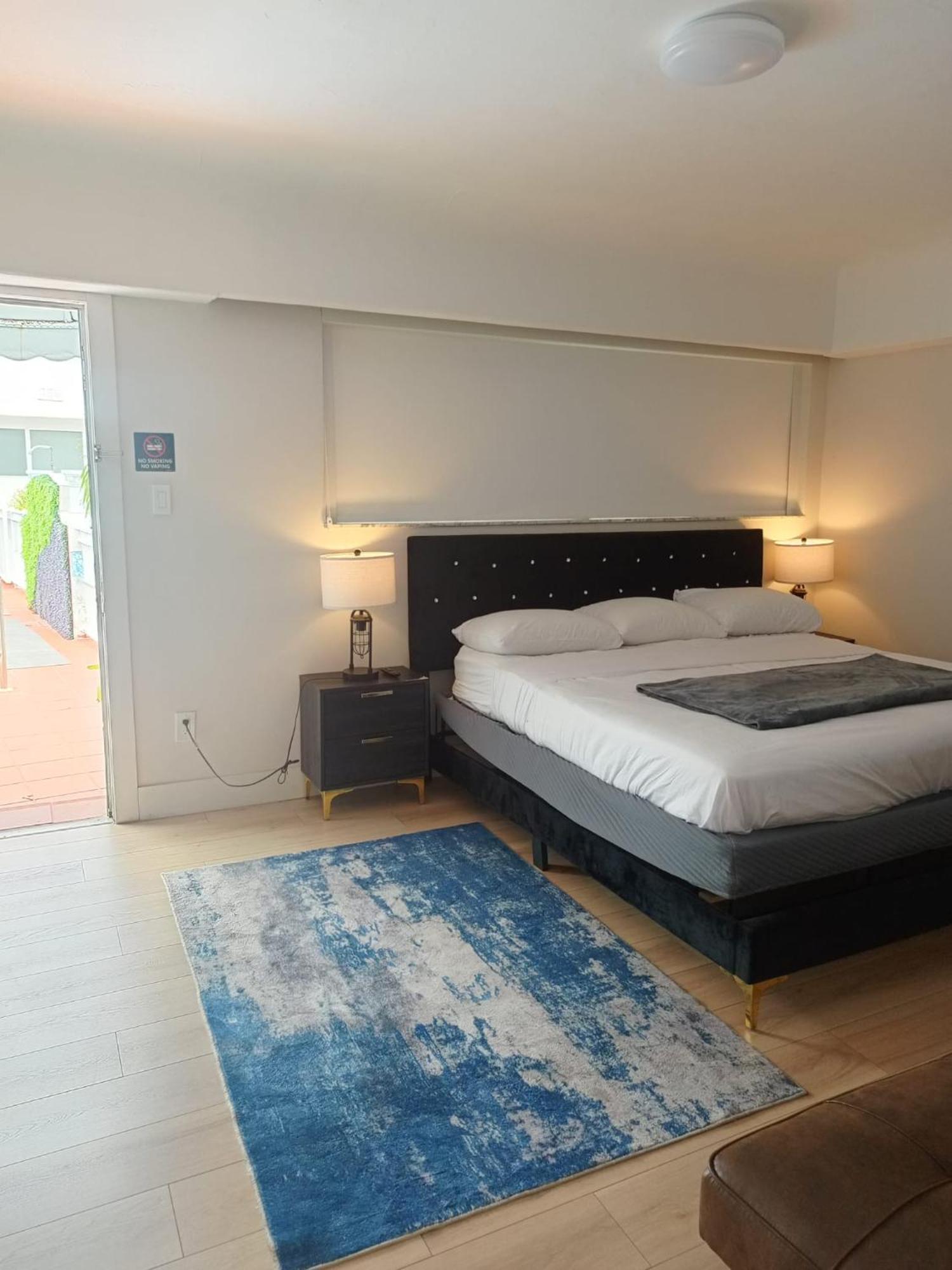 Pousada Suites Hollywood Luaran gambar