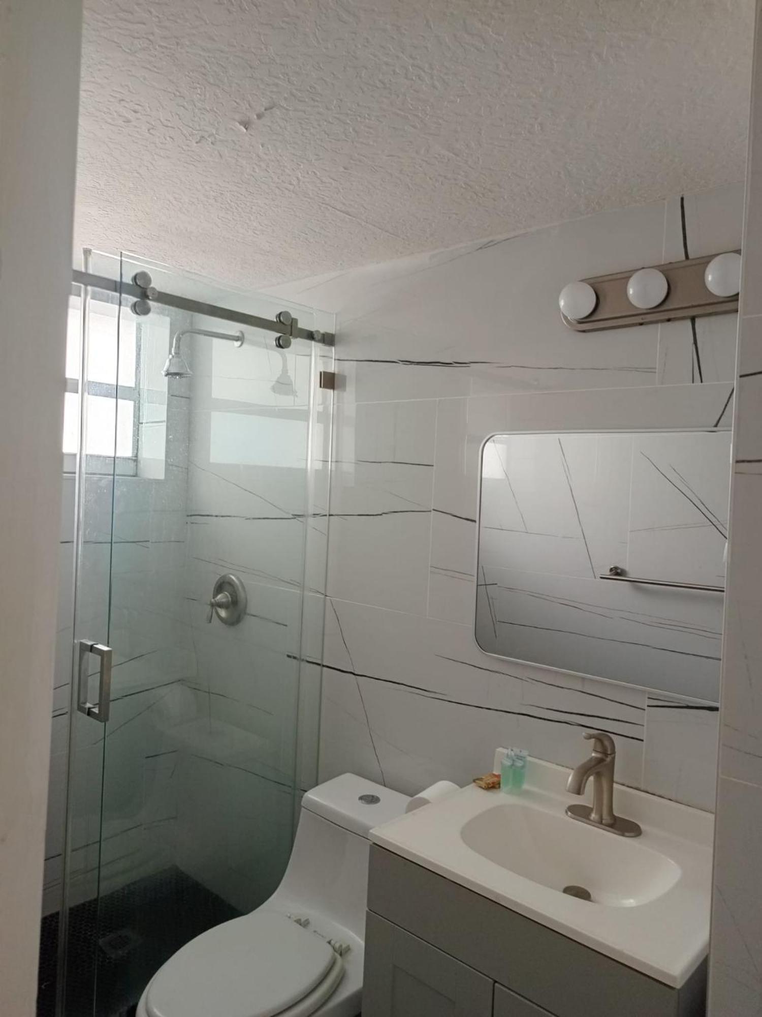 Pousada Suites Hollywood Luaran gambar