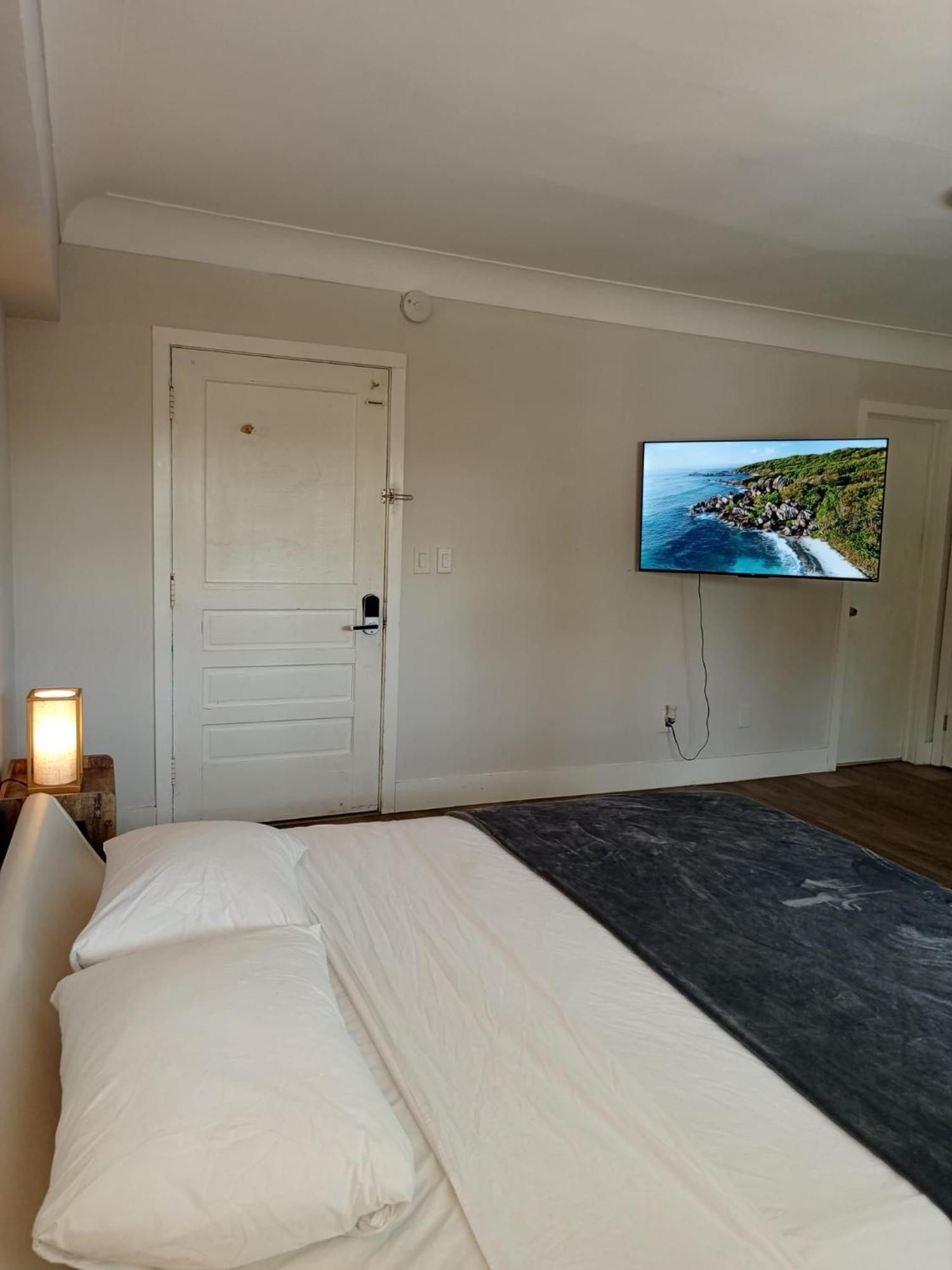 Pousada Suites Hollywood Luaran gambar